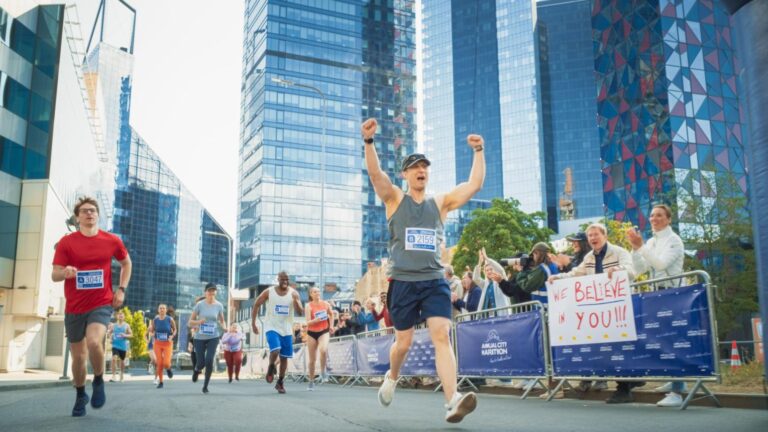 Marathon Sets Participation Record