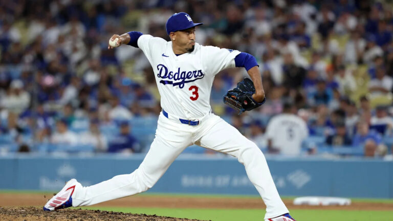 Fantasy Baseball Closer Report: Edwin Díaz steps back into closer role in his Dodgers return