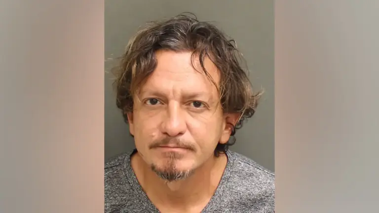 Florida man on probation allegedly kills and dismembers stepfather, stuffs body parts in suitcases