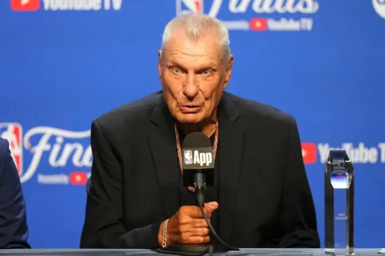 Don Nelson, Hall of Fame basketball coach and NBA player, dies at 86