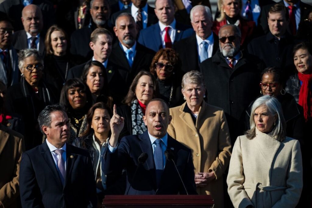 Democrats Map Strategy for Potential Midterm Congressional Control