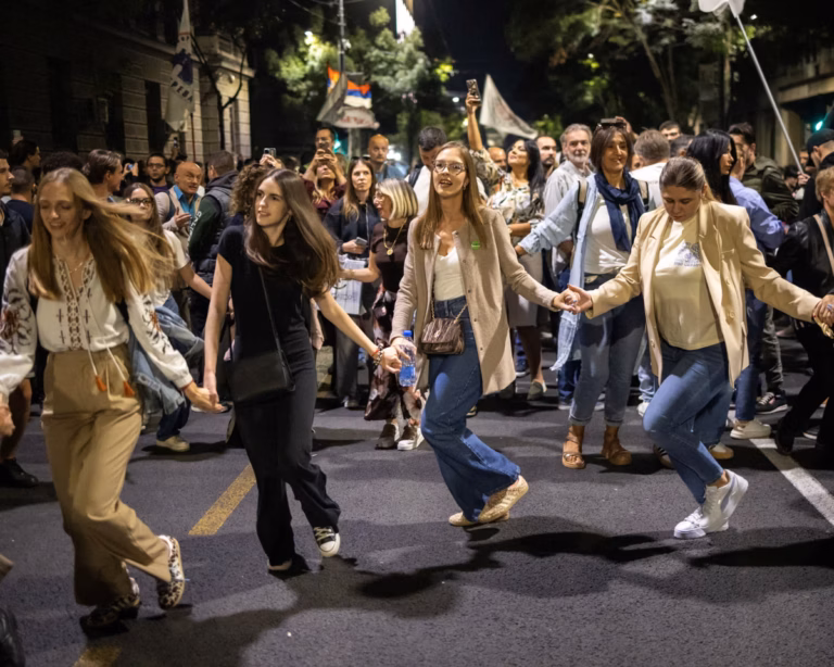Serbian Student Movement Challenges Ruling Party in Parliamentary Elections