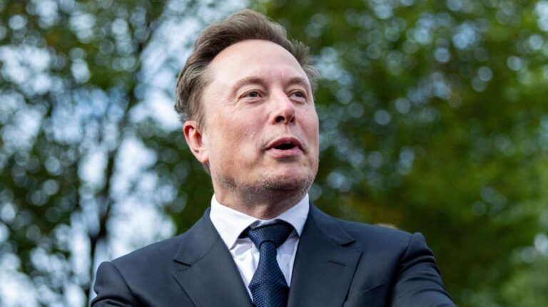Musk Blames US Government for Ukraine Starlink Speed Limits